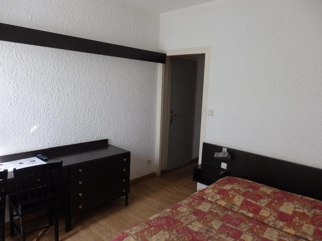 Servhotel Morestel Extérieur photo