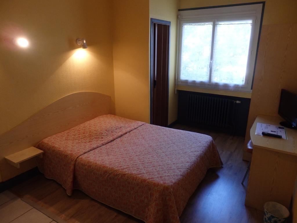 Servhotel Morestel Extérieur photo