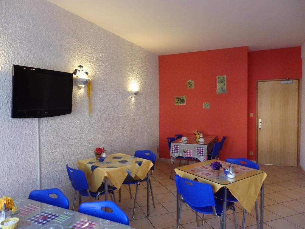 Servhotel Morestel Extérieur photo