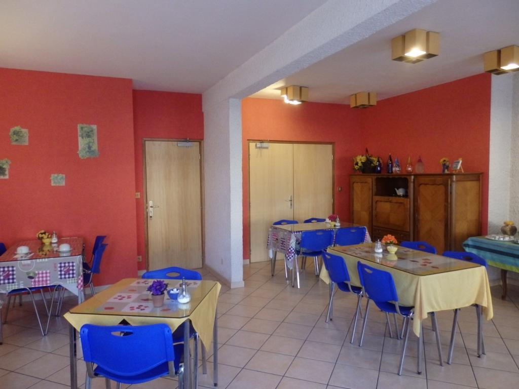 Servhotel Morestel Extérieur photo